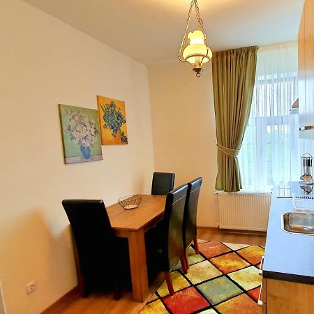 Zur Krone Aparthotel Widdershausen Bagian luar foto