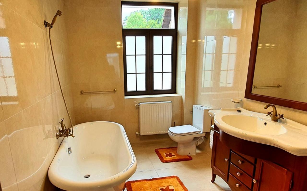 Zur Krone Aparthotel Widdershausen Bagian luar foto