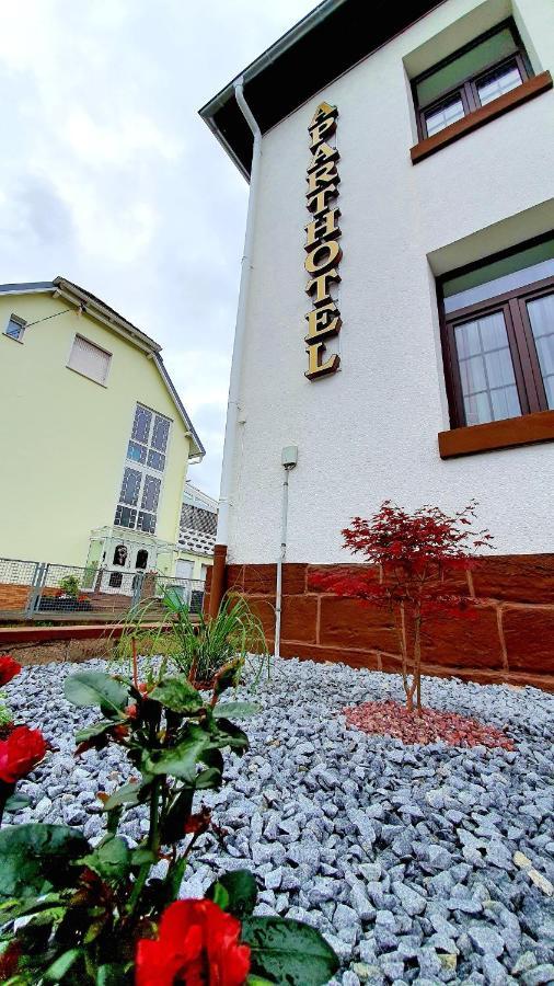 Zur Krone Aparthotel Widdershausen Bagian luar foto